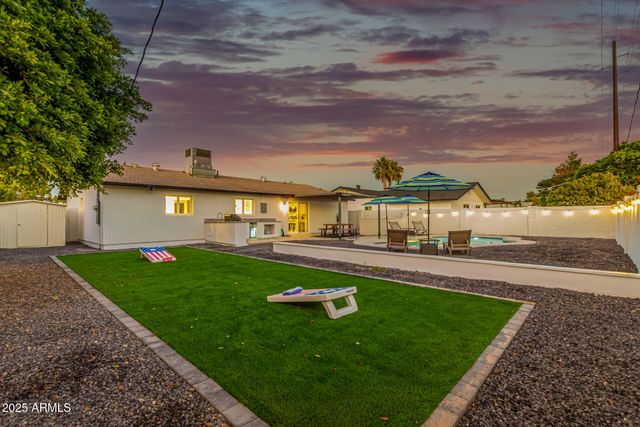 8225 E Crestwood Way, Scottsdale, AZ 85250