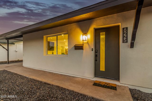 8225 E Crestwood Way, Scottsdale, AZ 85250