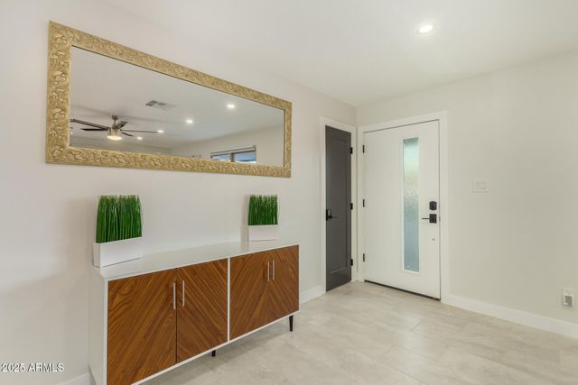 8225 E Crestwood Way, Scottsdale, AZ 85250