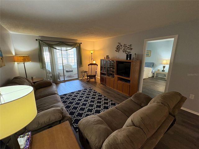 3064 LAKE BAYSHORE DRIVE 115, Bradenton, FL 34205