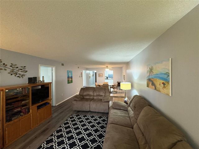 3064 LAKE BAYSHORE DRIVE 115, Bradenton, FL 34205