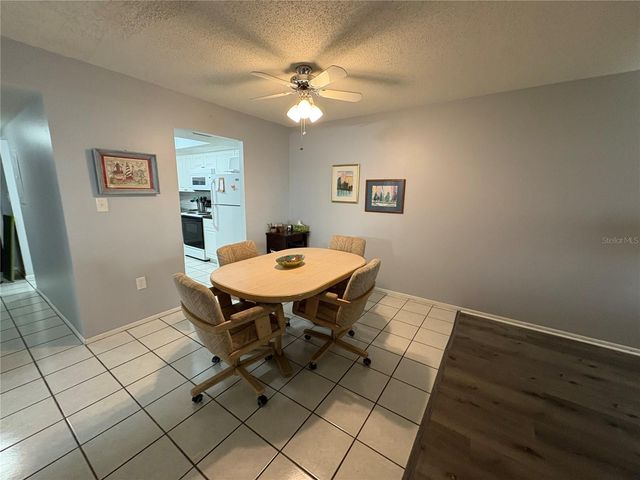 3064 LAKE BAYSHORE DRIVE 115, Bradenton, FL 34205