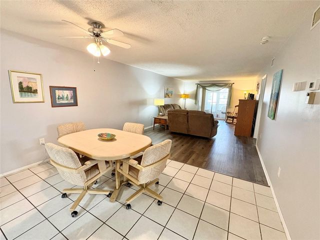 3064 LAKE BAYSHORE DRIVE 115, Bradenton, FL 34205