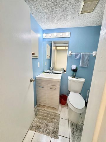 3064 LAKE BAYSHORE DRIVE 115, Bradenton, FL 34205