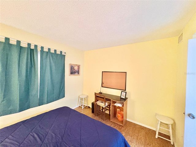 3064 LAKE BAYSHORE DRIVE 115, Bradenton, FL 34205