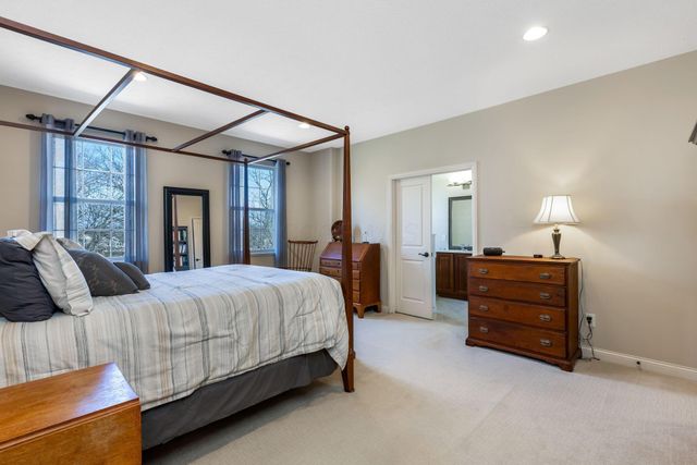 1041 Bluffway Drive, Columbus, OH 43235