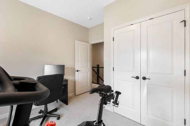 1041 Bluffway Drive, Columbus, OH 43235