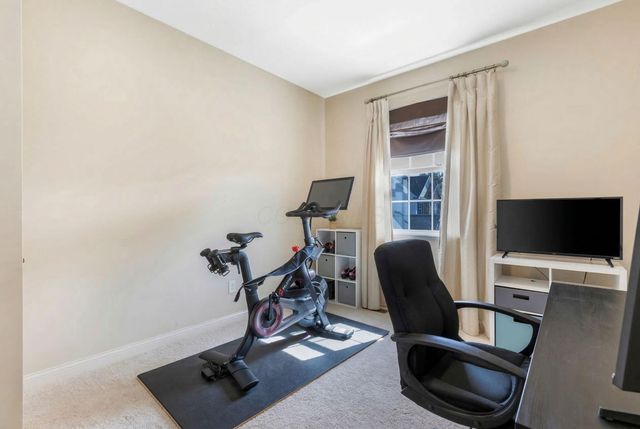 1041 Bluffway Drive, Columbus, OH 43235