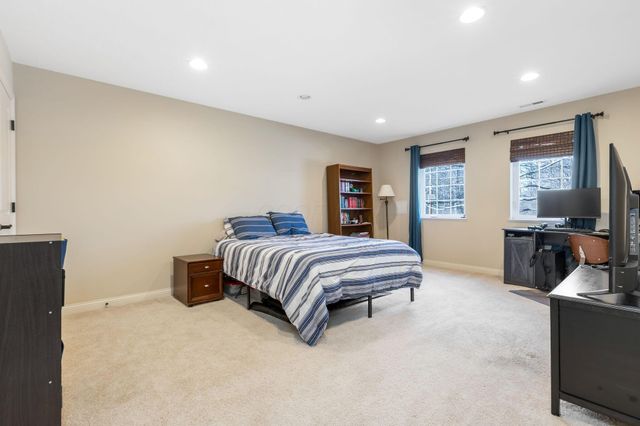 1041 Bluffway Drive, Columbus, OH 43235