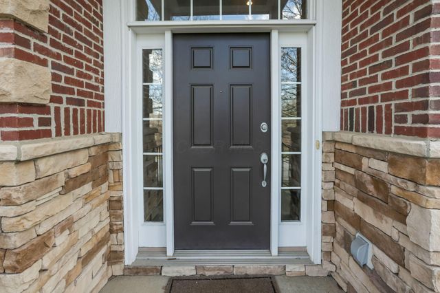 1041 Bluffway Drive, Columbus, OH 43235