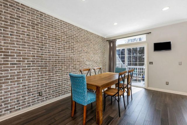 1041 Bluffway Drive, Columbus, OH 43235