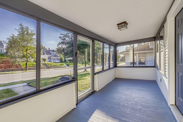 1683 Minnehaha Avenue E, Saint Paul, MN 55106