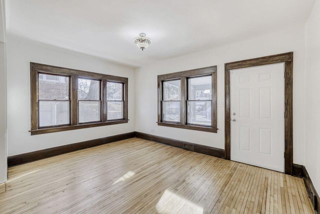 1683 Minnehaha Avenue E, Saint Paul, MN 55106