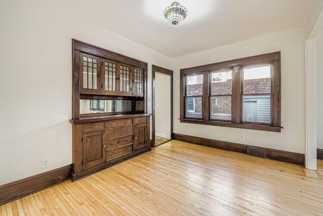 1683 Minnehaha Avenue E, Saint Paul, MN 55106