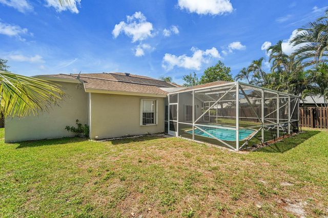 945 Sunflower Avenue, Delray Beach, FL 33445