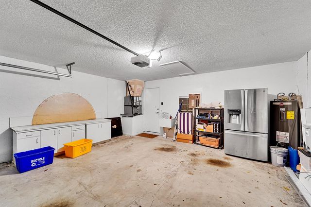 945 Sunflower Avenue, Delray Beach, FL 33445