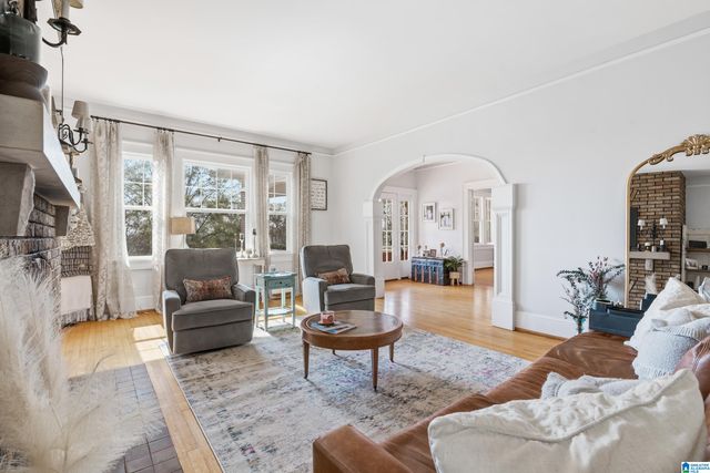 1846 EDGEHILL DRIVE, Hueytown, AL 35023