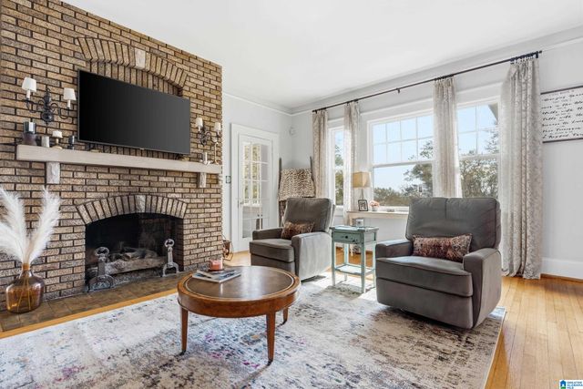 1846 EDGEHILL DRIVE, Hueytown, AL 35023