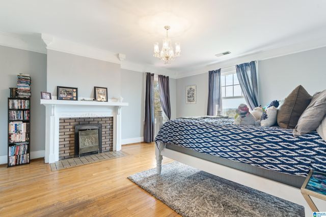 1846 EDGEHILL DRIVE, Hueytown, AL 35023