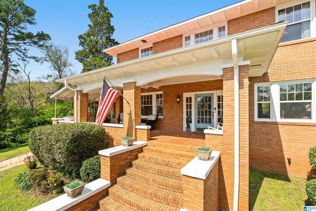 1846 EDGEHILL DRIVE, Hueytown, AL 35023