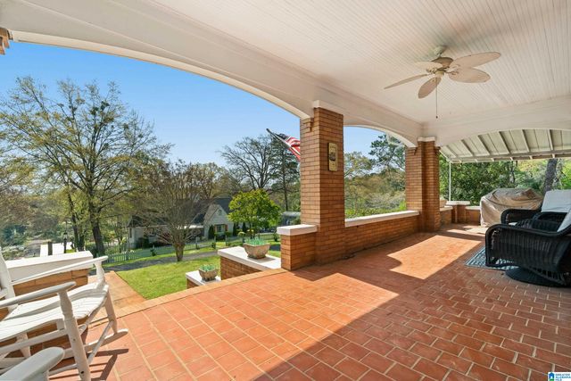 1846 EDGEHILL DRIVE, Hueytown, AL 35023