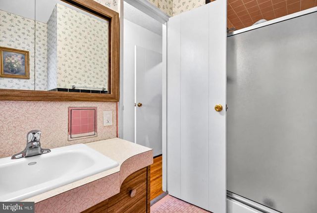 305 NATURE DR, Cherry Hill, NJ 08003