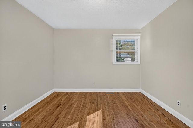 305 NATURE DR, Cherry Hill, NJ 08003