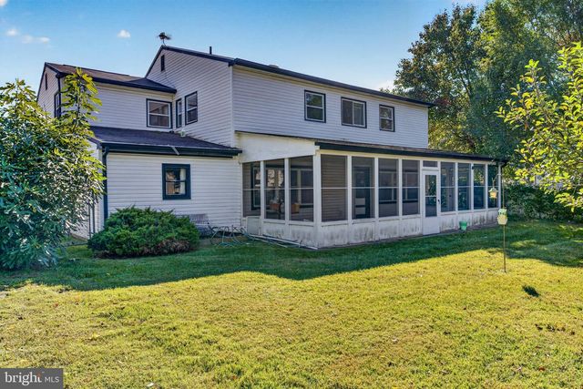 305 NATURE DR, Cherry Hill, NJ 08003