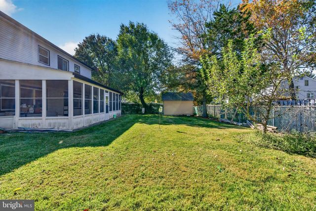 305 NATURE DR, Cherry Hill, NJ 08003