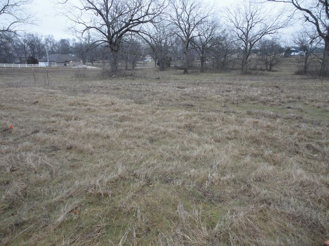 27184 S 620 Road, Grove, OK 74344