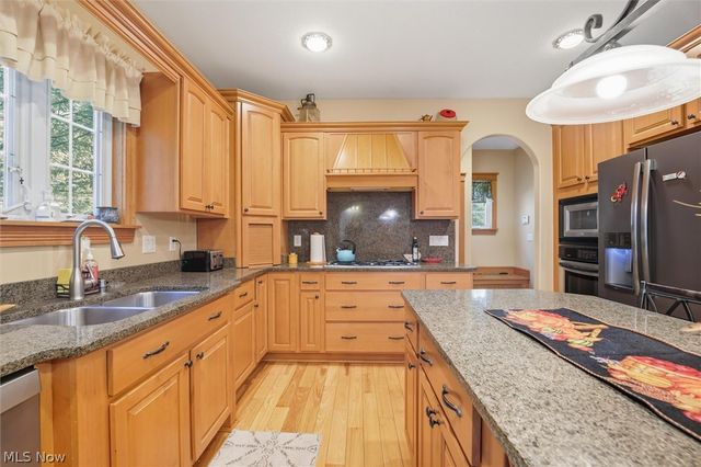 2928 Placid Pointe Road, Conneaut, OH 44030
