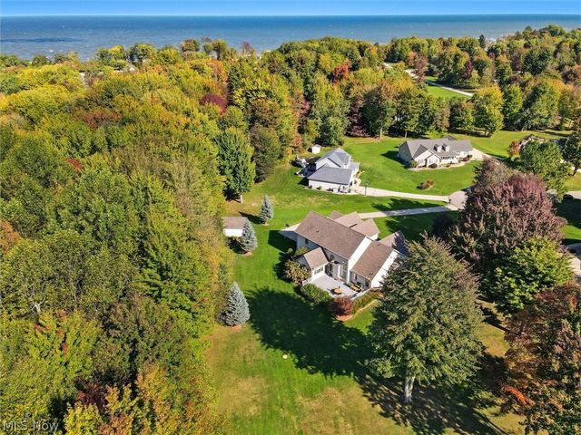 2928 Placid Pointe Road, Conneaut, OH 44030