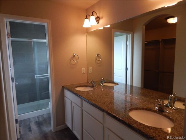 1165 Sunrise Cir, Milliken, CO 80543