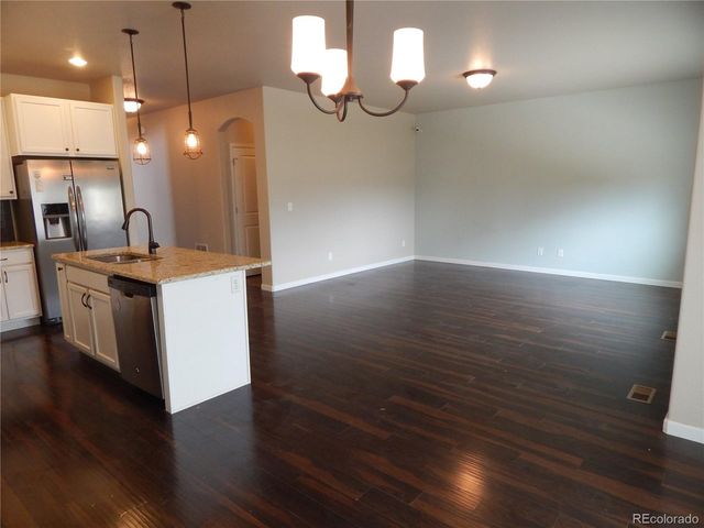 1165 Sunrise Cir, Milliken, CO 80543