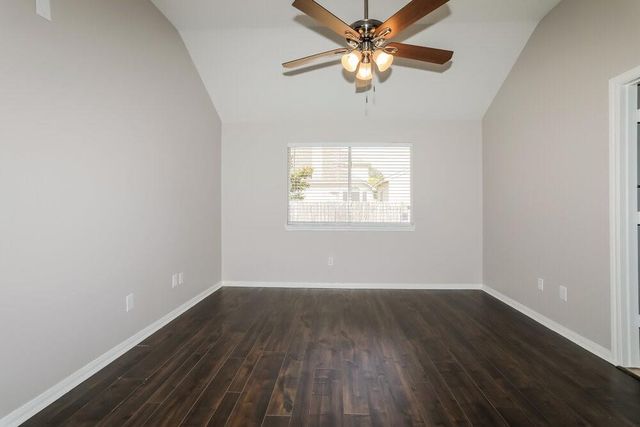 311 Lake View Drive, Montgomery, TX 77356