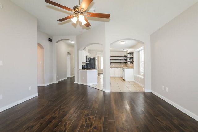 311 Lake View Drive, Montgomery, TX 77356