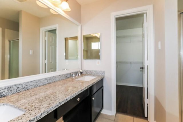 311 Lake View Drive, Montgomery, TX 77356