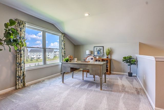 6103 Caleb Ct Court, Farmington, NY 14425