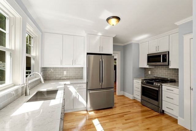 542 Eliot St 1, Milton, MA 02186