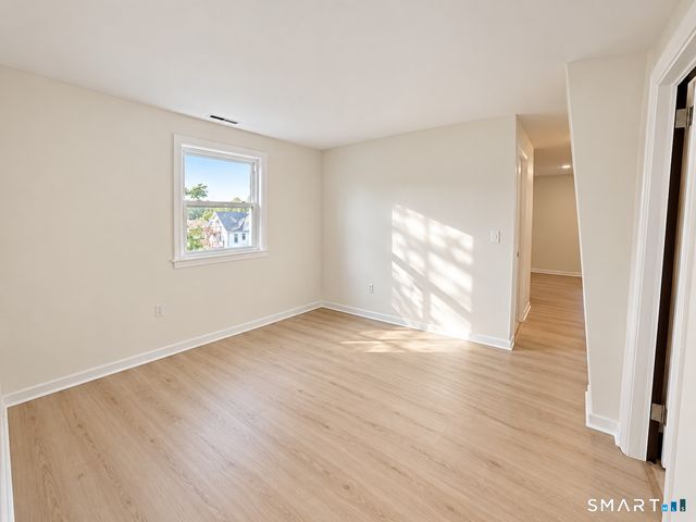 19 First Street 3, Hamden, CT 06514