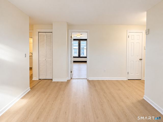 19 First Street 3, Hamden, CT 06514