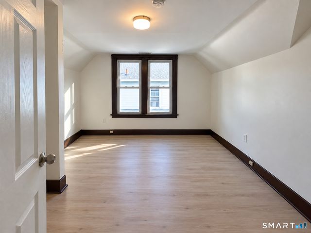 19 First Street 3, Hamden, CT 06514
