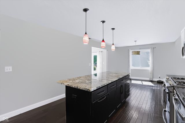 3852 Premier Drive, Columbus, IN 47203