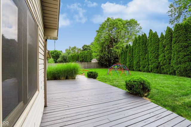 3852 Premier Drive, Columbus, IN 47203