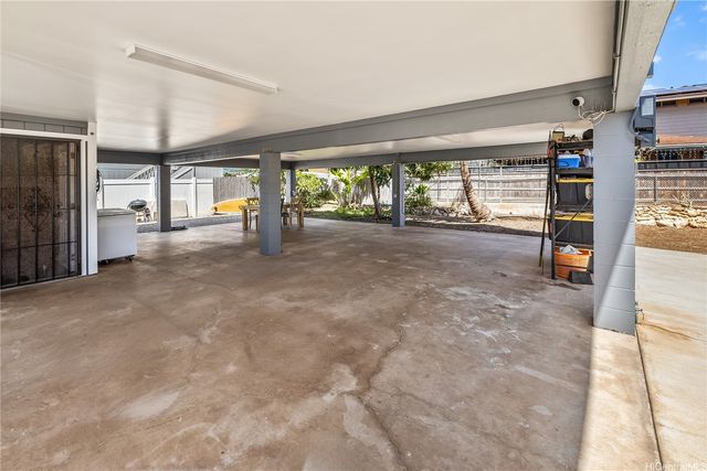 87-1720 Farrington Highway 23, Waianae, HI 96792