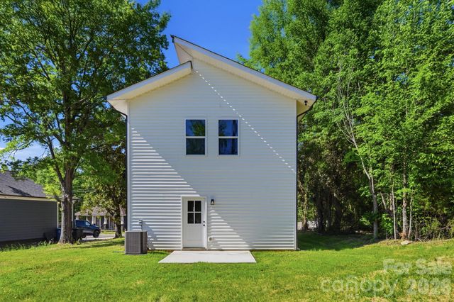 1534 W Horah Street, Salisbury, NC 28144