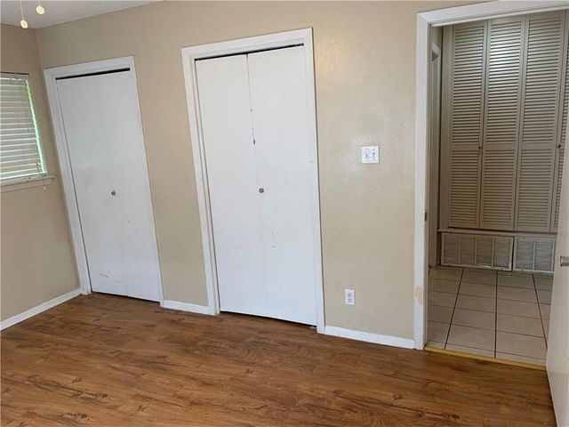 7208 Creekside DR A, Austin, TX 78752