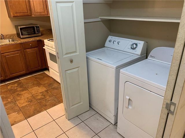 7208 Creekside DR A, Austin, TX 78752