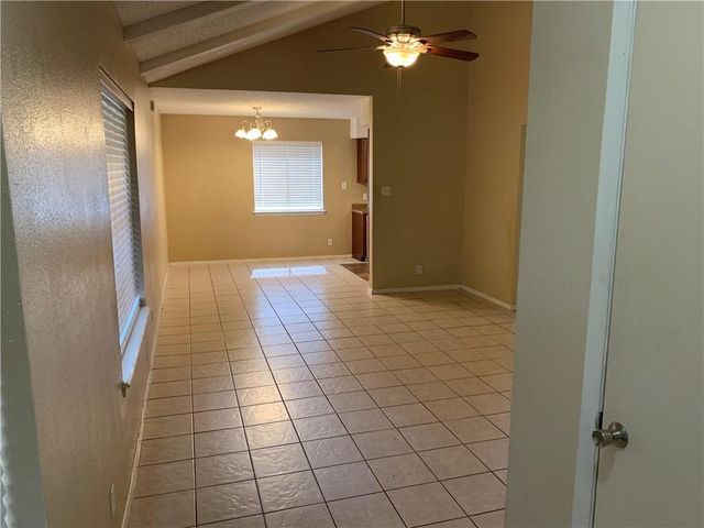 7208 Creekside DR A, Austin, TX 78752