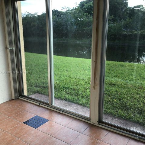 6870 Royal Palm Blvd 111M, Margate, FL 33063